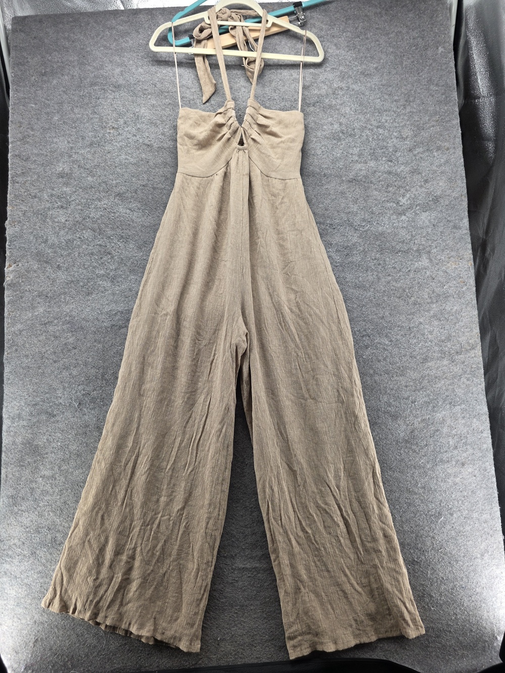 Promesa Jumpsuit Womens M Beige One-Piece Halter Sleeveless Wide Leg Lined